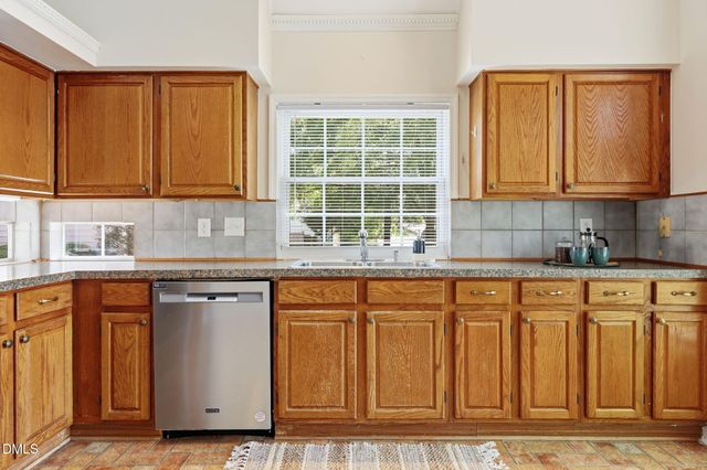 104 Covington Drive, Chapel Hill, NC 27514