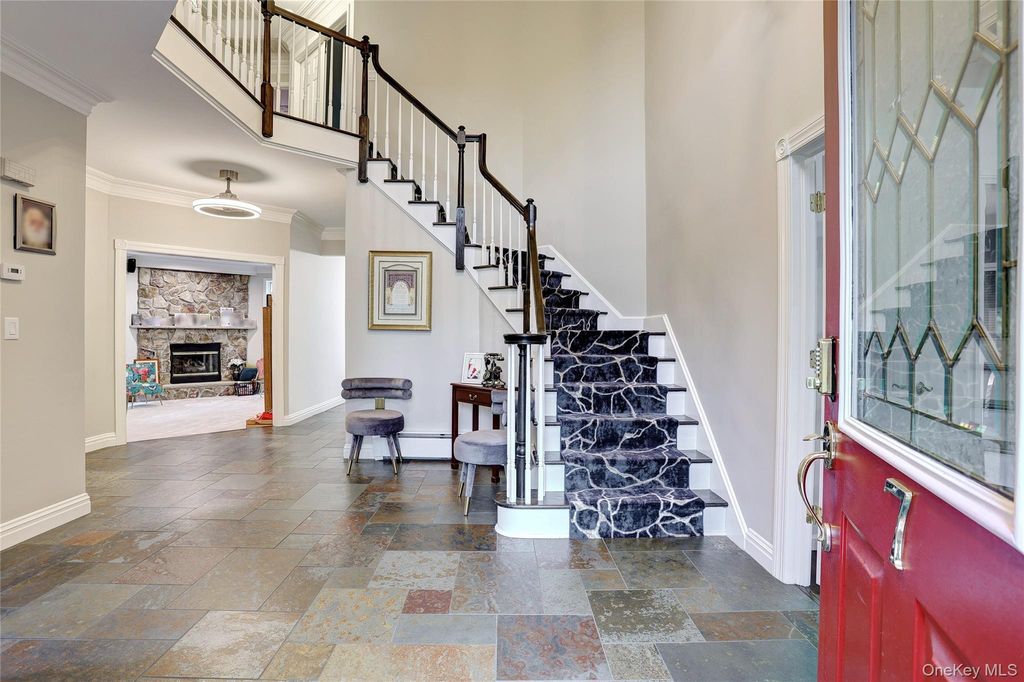 7 Birdie Drive, Suffern, NY 10901 — photo 3