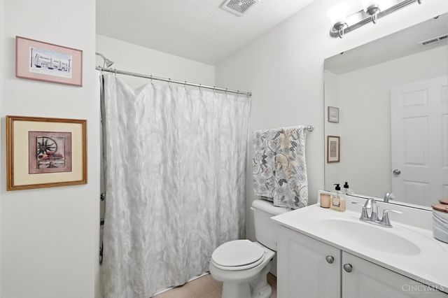 7495 Victoria Falls Avenue, Deerfield Twp., OH 45039