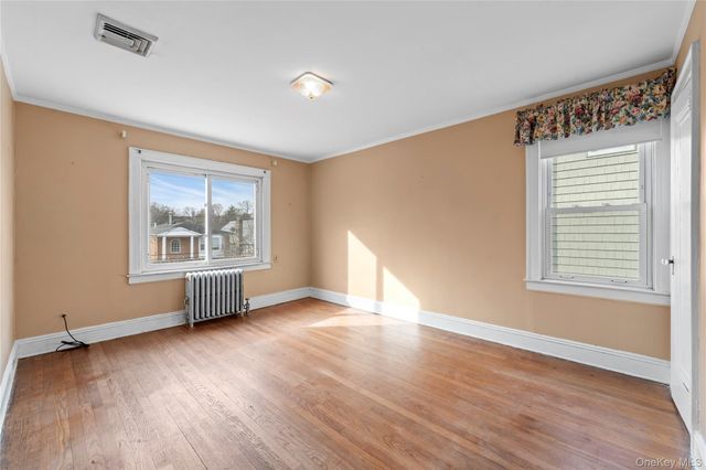 41-29 248th Street, Little Neck, NY 11363