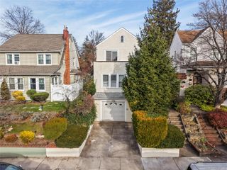 41-29 248th Street, Little Neck, NY 11363