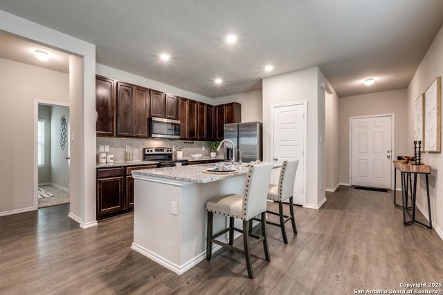 4222 Brigade Bend, Converse, TX 78109