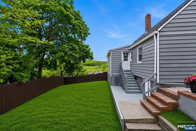 1 Lorelei Road, West Orange, NJ 07052