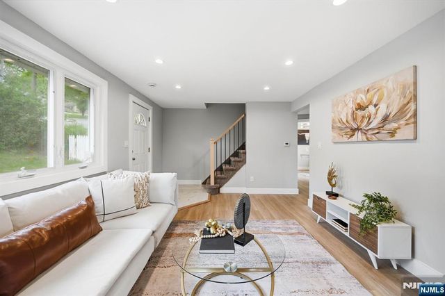 1 Lorelei Road, West Orange, NJ 07052
