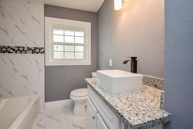 6513 Jackwood Street, Houston, TX 77074