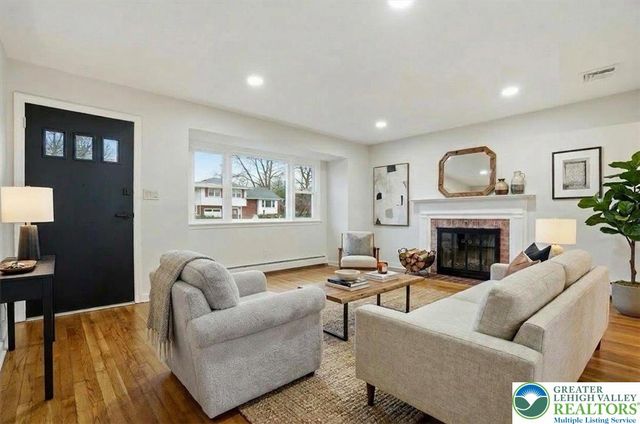 3120 Hilly Road, Bethlehem City, PA 18017