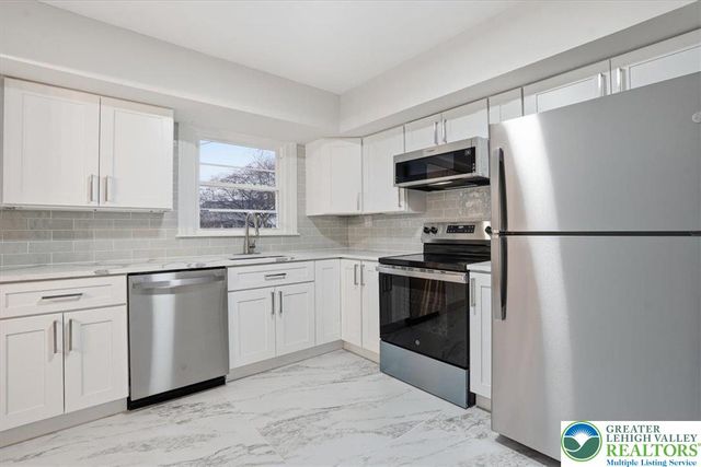 3120 Hilly Road, Bethlehem City, PA 18017