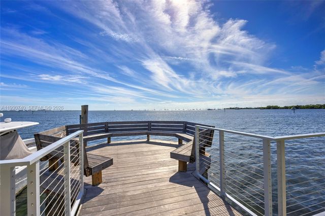 2000 S Bayshore Dr 27, Coconut Grove, FL 33133