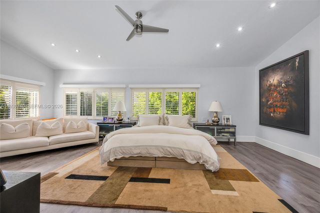 2000 S Bayshore Dr 27, Coconut Grove, FL 33133