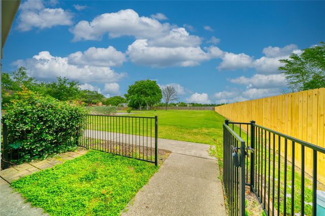 770 Hunt Road 314, Baytown, TX 77521