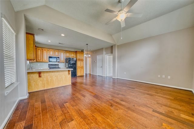 770 Hunt Road 314, Baytown, TX 77521