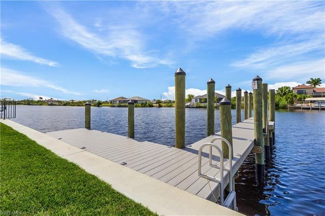 4240 NW 33rd LN, Cape Coral, FL 33993