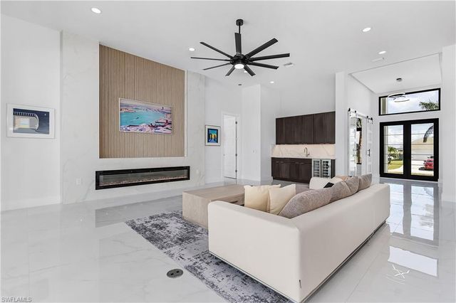 4240 NW 33rd LN, Cape Coral, FL 33993