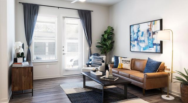 4925 Scott Road Villa, Fort Worth, TX 76114