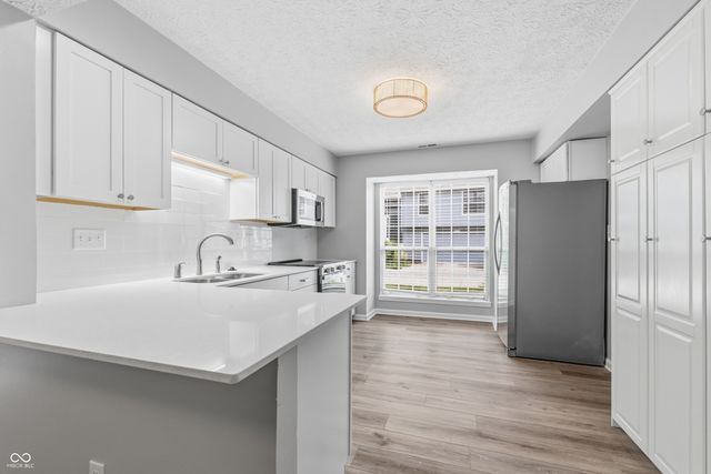 9580 Bay Vista E Drive E, Indianapolis, IN 46250