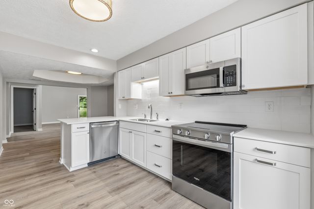 9580 Bay Vista E Drive E, Indianapolis, IN 46250