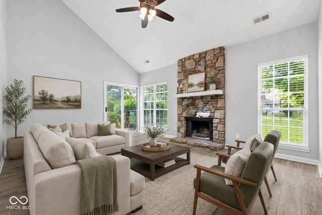 9580 Bay Vista E Drive E, Indianapolis, IN 46250