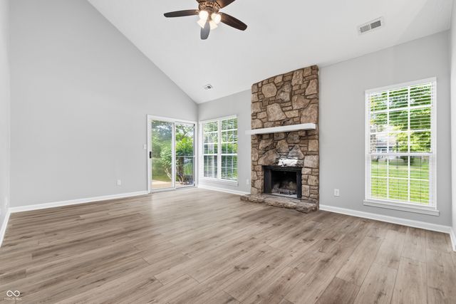 9580 Bay Vista E Drive E, Indianapolis, IN 46250