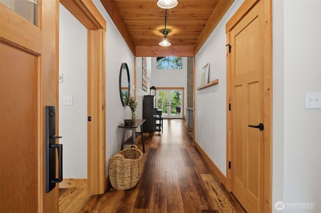 5110 Gahs Road SE, Roy, WA 98580