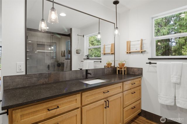 5110 Gahs Road SE, Roy, WA 98580