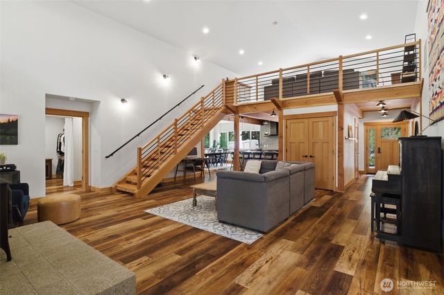 5110 Gahs Road SE, Roy, WA 98580