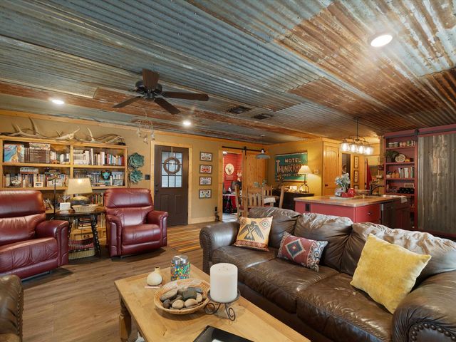 5195 SW Hwy 155, Gilmer, TX 75645