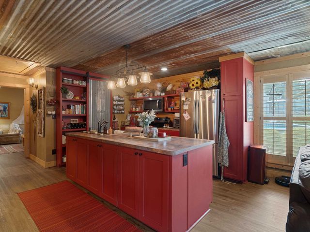 5195 SW Hwy 155, Gilmer, TX 75645