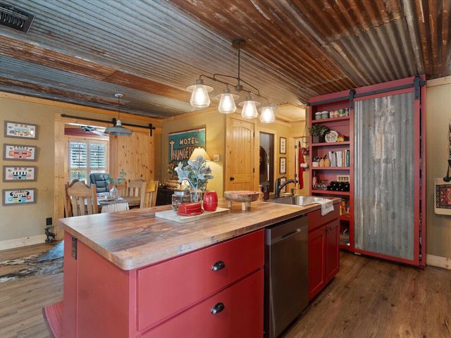 5195 SW Hwy 155, Gilmer, TX 75645