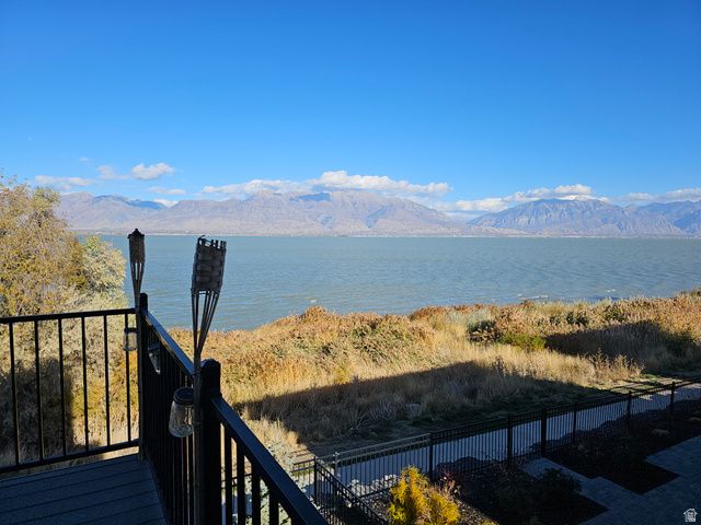 2422 S BLUE WATER LN, Saratoga Springs, UT 84045