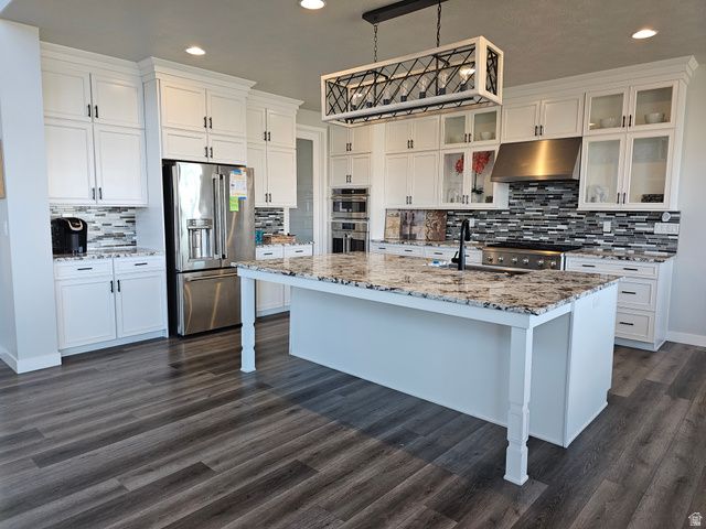 2422 S BLUE WATER LN, Saratoga Springs, UT 84045