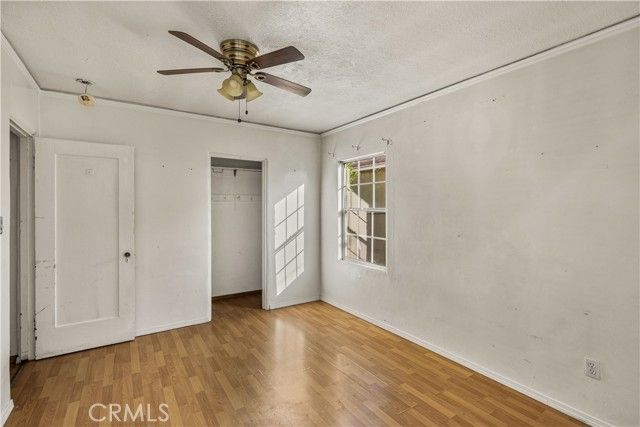 9933 San Anselmo, South Gate, CA 90280