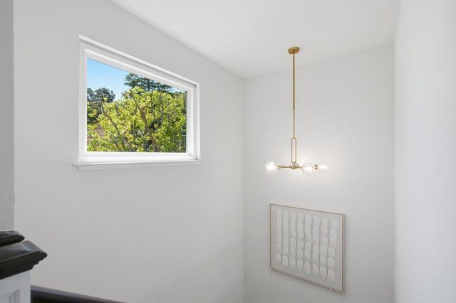 2872 Roland Avenue, San Carlos, CA 94070