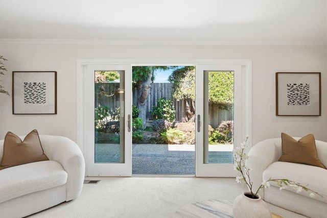2872 Roland Avenue, San Carlos, CA 94070