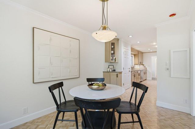 2872 Roland Avenue, San Carlos, CA 94070