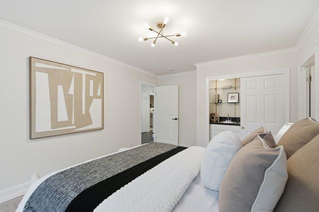 2872 Roland Avenue, San Carlos, CA 94070