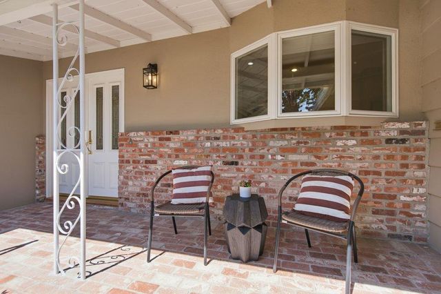 2872 Roland Avenue, San Carlos, CA 94070