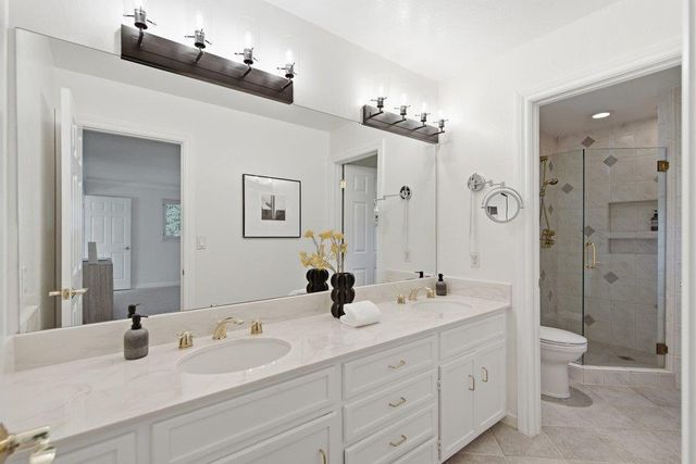 2872 Roland Avenue, San Carlos, CA 94070