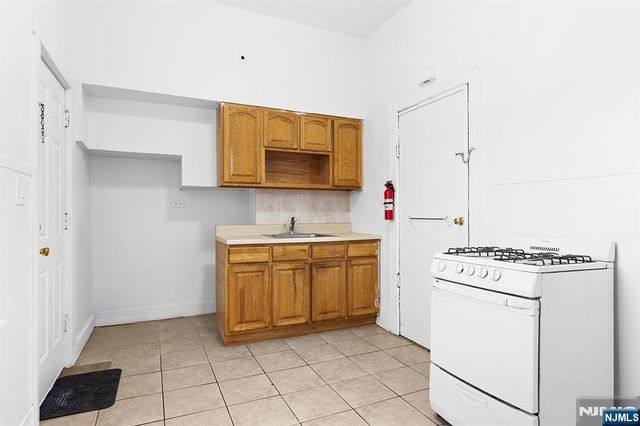 499 Crooks Avenue 2, Clifton, NJ 07011