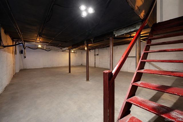 2335 Yates Avenue, Bronx, NY 10469