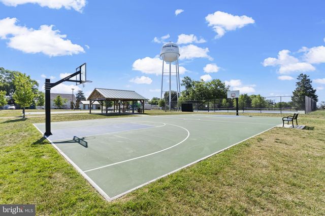 320 2ND ST, Colonial Beach, VA 22443