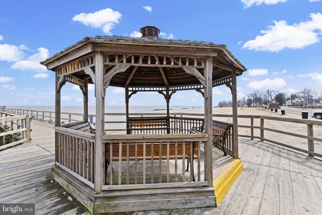 320 2ND ST, Colonial Beach, VA 22443