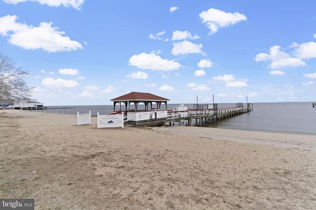 320 2ND ST, Colonial Beach, VA 22443