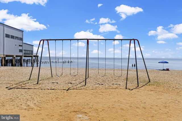 320 2ND ST, Colonial Beach, VA 22443