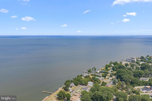 320 2ND ST, Colonial Beach, VA 22443