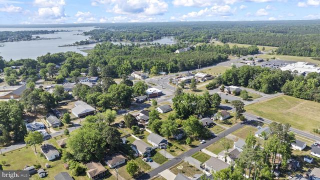 320 2ND ST, Colonial Beach, VA 22443