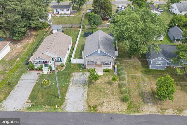 320 2ND ST, Colonial Beach, VA 22443