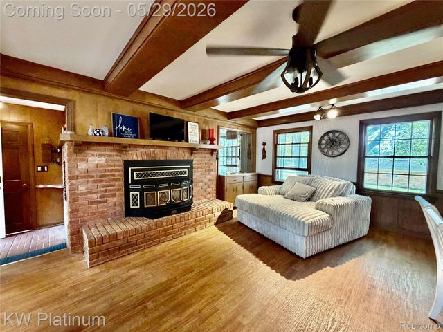 2425 Woodstock Drive, Port Huron, MI 48060