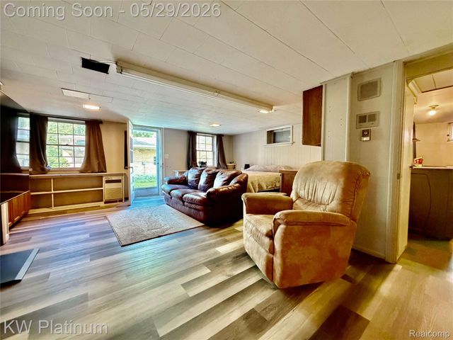 2425 Woodstock Drive, Port Huron, MI 48060