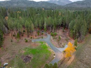 1740 Pleasant Creek Road, Rogue River, OR 97537