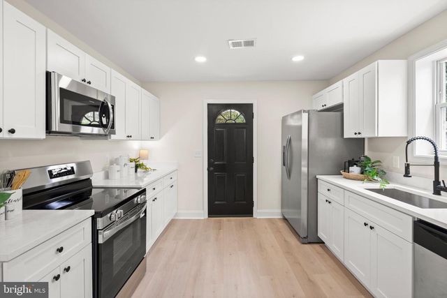 125 BLISS LN, Glen Burnie, MD 21060